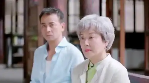 因为遇见你徐卉婕出难题,让双胞胎穿旗袍考验果果,果果看懵
