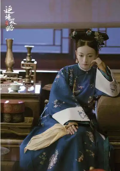 魏璎珞跨年晚会判若两人,短裙热舞不怕冷,舞蹈功底这么好