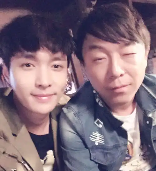 李佳航称我没整容,乔家儿女白宇周放新婚吻戏,张艺兴为黄渤庆生