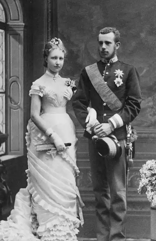 茜茜公主是耳熟能详的异域公主,童话人生却悲剧结尾
