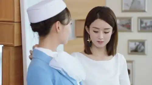 你和我的倾城时光第14集05陈雅怡试穿样衣说太瘦了,林浅却说不是每个人都是你这么胖的
