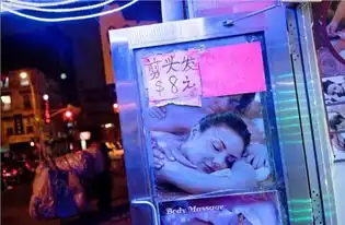 实拍中国人在纽约纽约中国城网吧过夜客的蜗居生活
