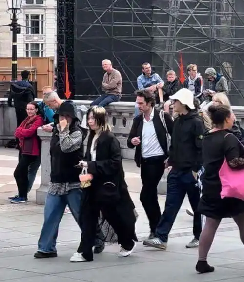 欧豪新剧胆小鬼定档,时隔八年再演高中时,被网友吐槽强行扮嫩
