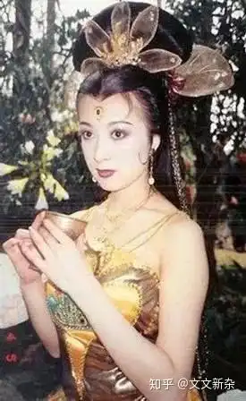 金巧巧曾经有多美被称为公主专业户,自称不上镜要美一百倍
