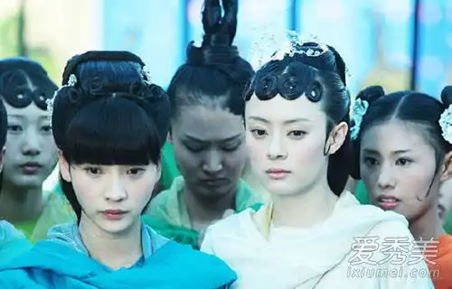 反派天使孙俪自毁形象郭盖头刘海成为烂片皇后
