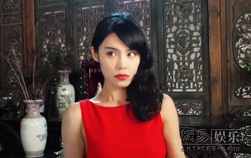 虐面人上映在即韩丹彤惊悚夺爱
