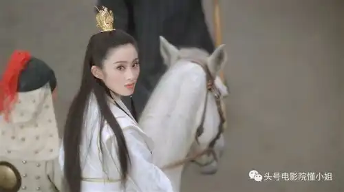 甄子丹古天乐林峯演权游看到新倚天屠龙记海报,我傻了