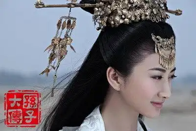 下面是什么电视剧中的人物
