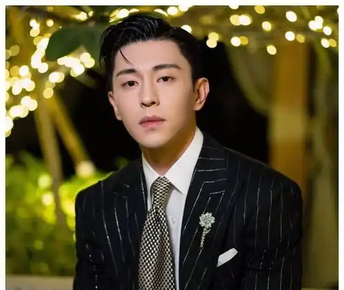 小八卦,赵丽颖,吴昕,朱一龙陈思诚
