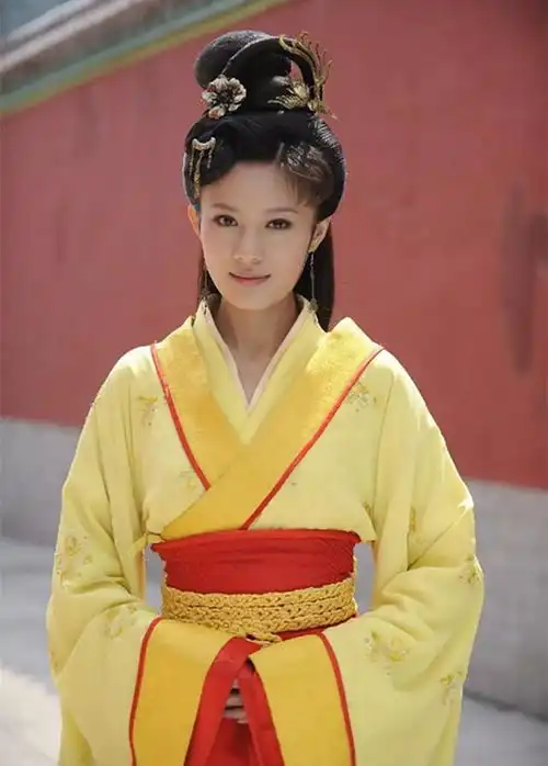 她是最美纪晓芙,曾是沉鱼落雁西子,却让人记不住脸
