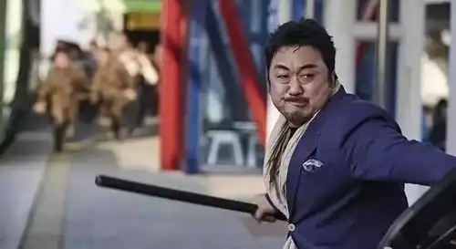 釜山行大叔再夺韩国票房冠军,这电影真爷们
