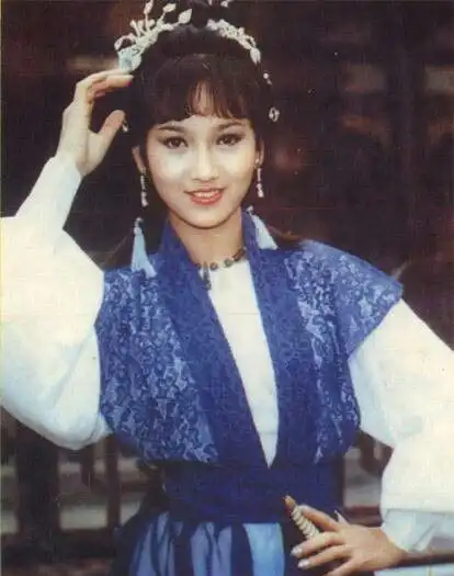 六位周芷若扮演者,赵雅芝上榜,最后一位是不老女神的她
