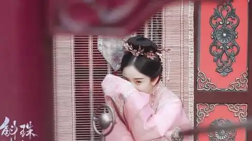 1小时喷56位明星,谢明皓放石锤证明和蔡徐坤关系,网友太搞笑
