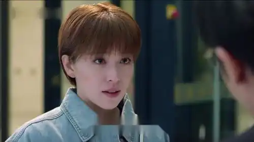 如若巴黎不快乐戴靖杰想让阮曼君爱上自己