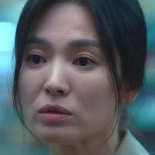 百想大赏汤唯为金高银颁奖,宋慧乔状态回春,金秀贤太搞笑