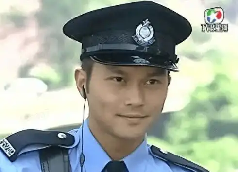 港娱再曝大瓜张智霖涉13亿虚拟币骗局到警局协助调查,已有2086人报案