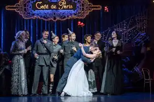 世界现象级舞蹈神作再度来华马修伯恩男版天鹅湖传奇回归
