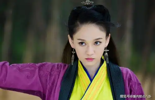 陈乔恩晒婚纱写真,大龄女王成功嫁出自己艾伦俘获女神芳心