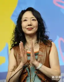 十三钗柏林褒贬不一倪妮抛媚眼秀风情