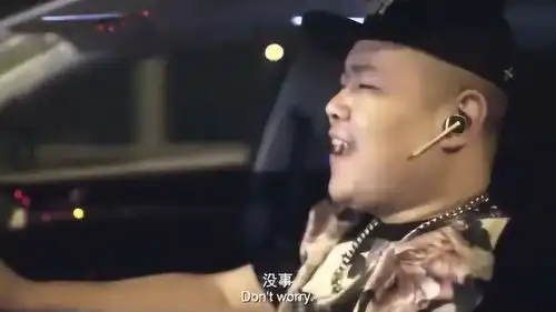 煎饼侠岳云鹏简直无敌,五环之歌一开唱,小表情真是绝了
