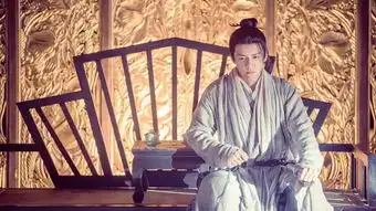 年少不懂张无忌,读懂已是负心人
