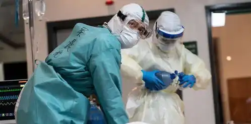 当代电影中国医生再现与新冠短兵相接的时刻
