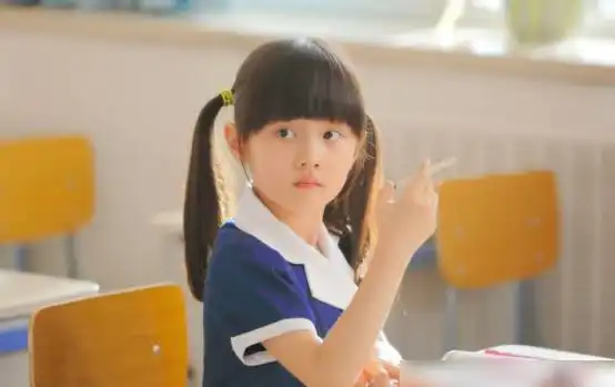 全娱乐圈都在期待长大的她,赵薇女儿,到底是什么神仙颜值
