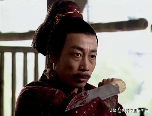 笑傲江湖中区区八人,能够信任令狐冲,其中两人还是另有图谋
