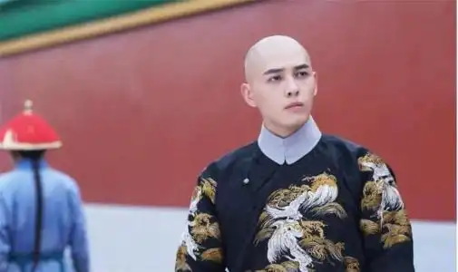 作为雍正的儿子,多次做出让人大跌眼镜之事,他是真傻还是装傻
