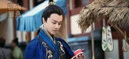 任嘉伦主演剧评分榜与君初相识好评,锦衣7.5分胜周生如故