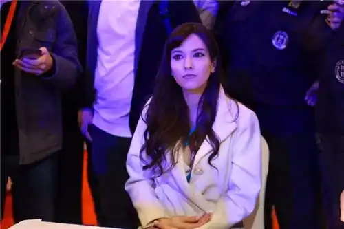 gtshow改装全面直击,泷泽萝拉助力展会多图慎入,宅男自备纸巾