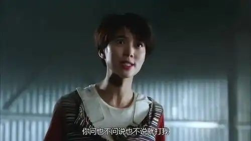 面对美女的质问,大佬一点都不在意,就没见过这么冷酷的人