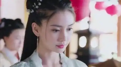 孤芳不自赏王爷终于娶到王妃,却不知娉婷恨他入骨,在嫁衣上
