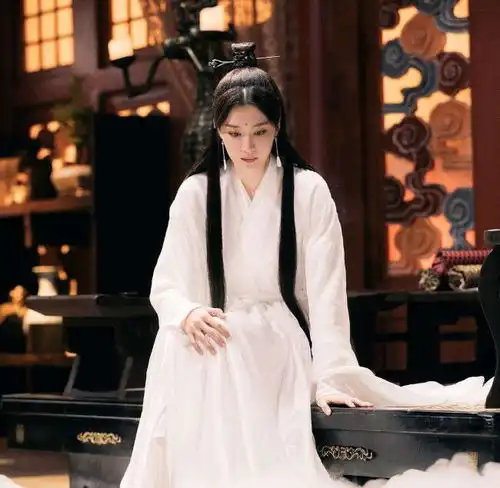 看了王楚然版三生三世十里桃花,才知道杨幂的演技有多好
