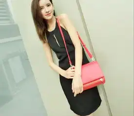 娱乐报报国民老公王思聪女友神似av女优泷泽萝拉
