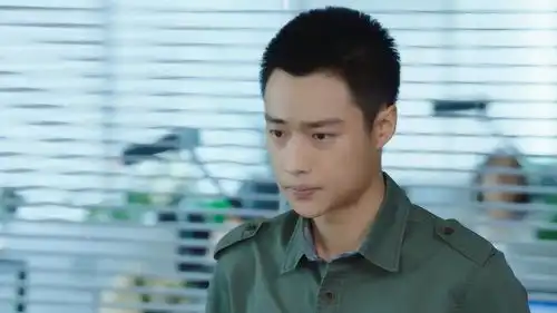 倾城时光bug出现,厉致诚被绑,马蜂拼死解救,毒贩再次神助攻
