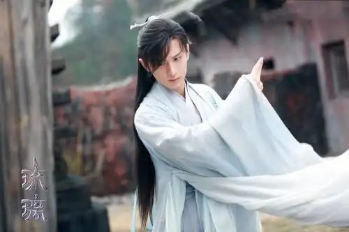 许凯翻车告诉我们对于演员而言,气质往往比颜值更重要
