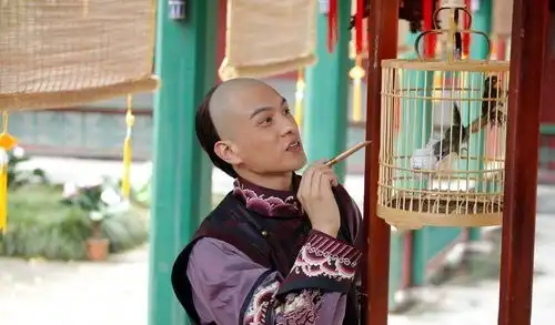 宜妃郭络罗氏曾经受尽康熙宠爱风光无限,晚年却被雍正赶出宫