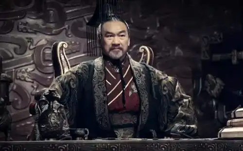 李斯在位时百官朝奉,为何他被腰斩时,没有一个人站出来求情
