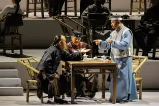 四川话版茶馆,给你麻辣烫和串串香的味道
