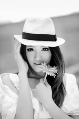 快女陆翊有望替selina出演春天