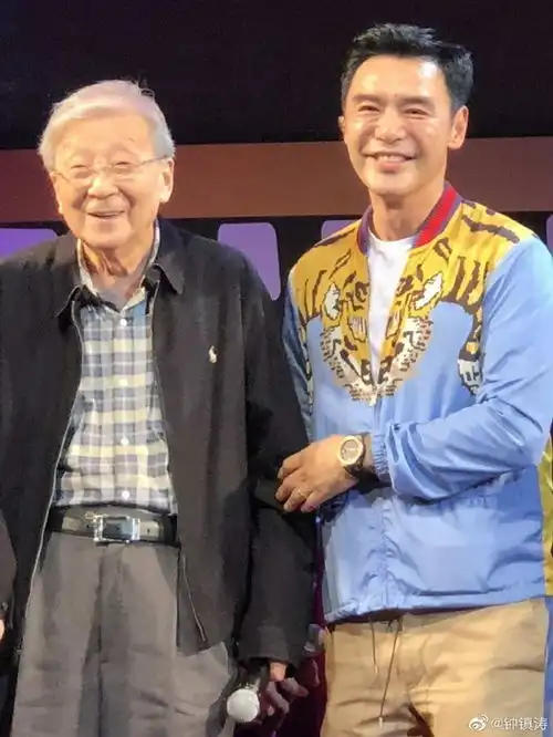 台湾导演李行去世享年91岁李安成龙琼瑶等悼念
