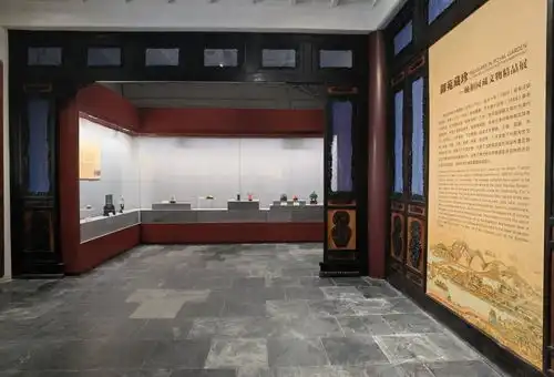 展讯回归文物宝云阁铜窗芯亮相颐和园博物馆
