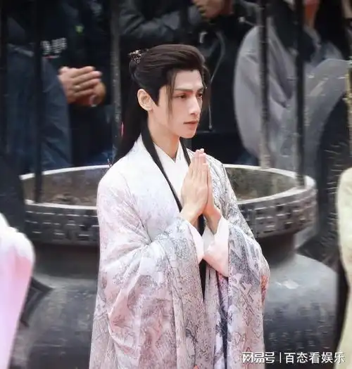 白鹿陈都灵输了鞠婧祎师妹加盟长月烬明,剧照美绝了
