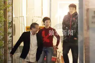 邓超夫妻档约陈嘉上饭聚孙俪嘟嘴卖萌小腹微凸