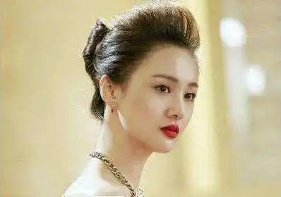像郑爽这样穿,收获二十年如一日的爱情
