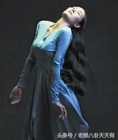 同是乡村爱情的王小蒙,一个发胖幸福,一个闻名中外却单身
