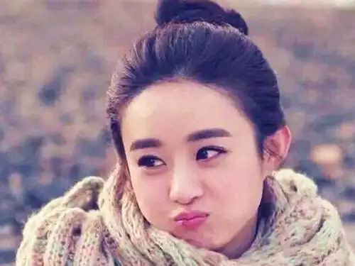 最怂代言人赵丽颖说错游戏名字,第4张图,怂出新高度
