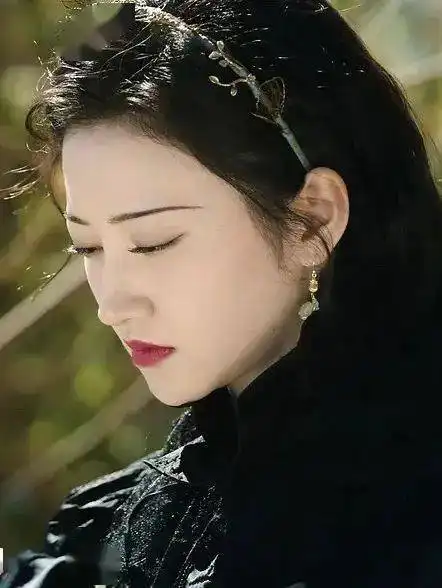 司藤成史上超爆网剧,景甜成功出圈的秘诀竟然是阿鱼