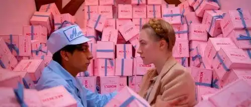 这年头吃个外卖也要被迫进行开箱仪式了
